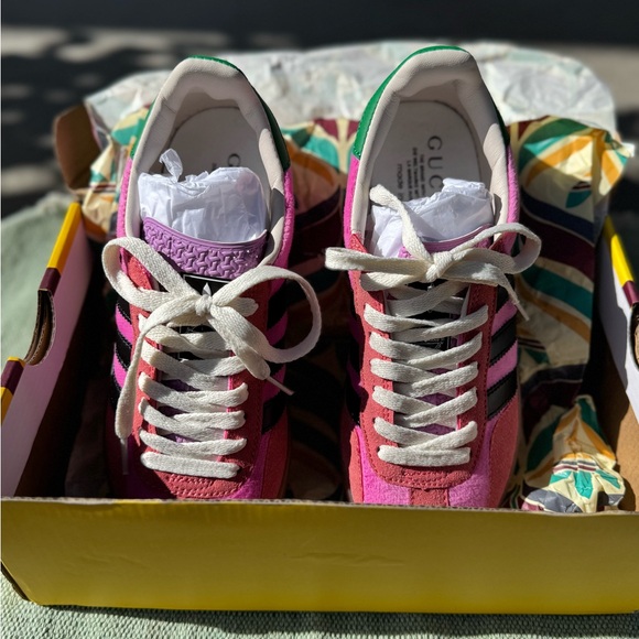 Adidas Women’s Gazelle 'Pink Velvet' - Picture 8 of 16